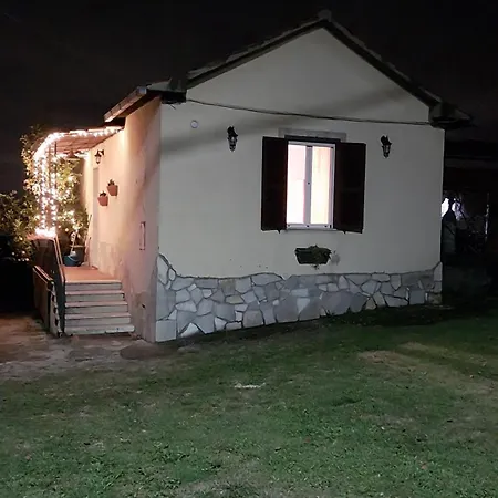 Casa Vacanze L'Amedeo Serrone Exterior photo